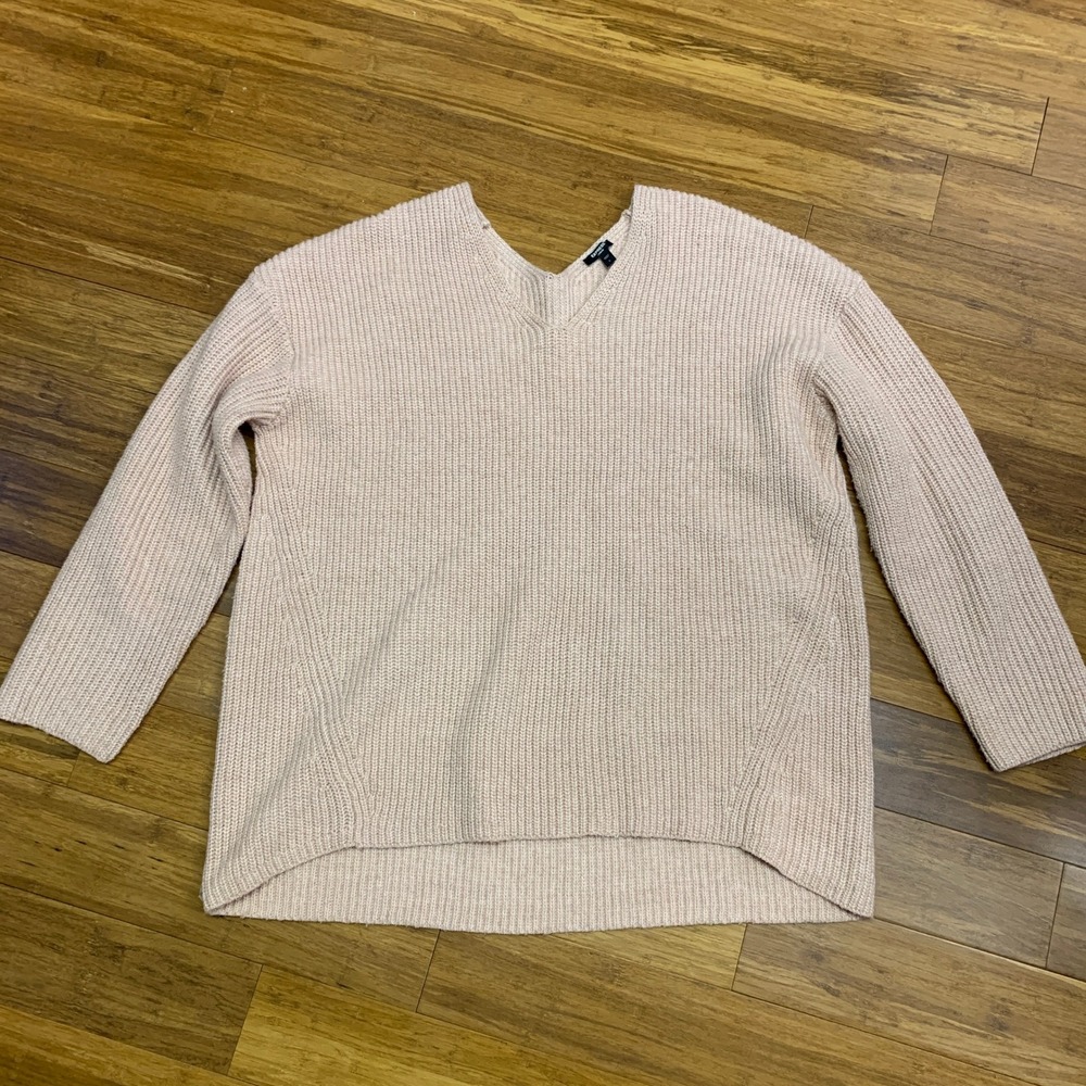 EXPRESS‎ LONDON Pink Beige Ribbed V Neck Long Sleeve Sweater Women's Size Large
